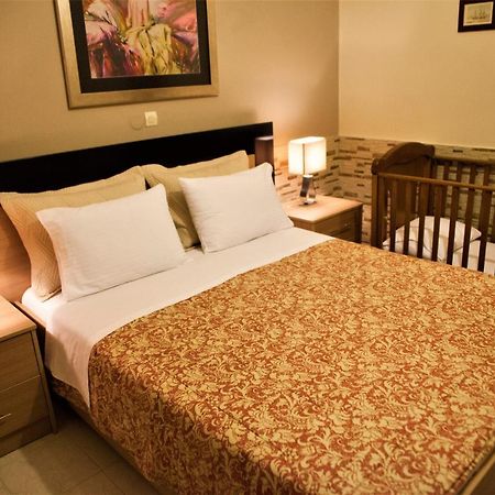 Palmira Apartments Makrýgialos Dış mekan fotoğraf