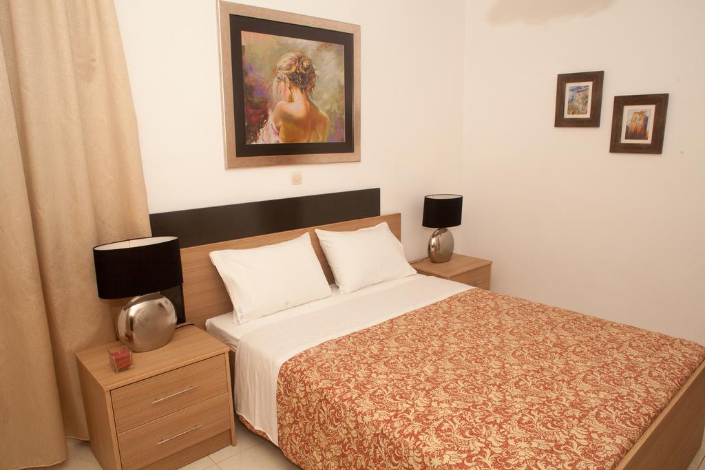 Palmira Apartments Makrýgialos Dış mekan fotoğraf