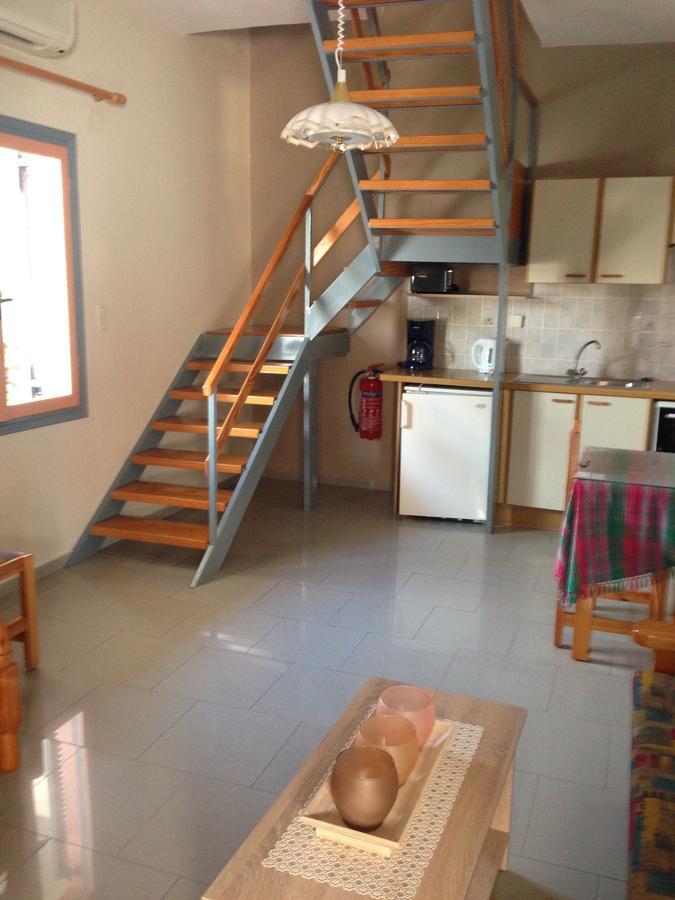Palmira Apartments Makrýgialos Dış mekan fotoğraf