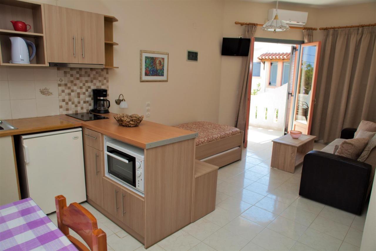 Palmira Apartments Makrýgialos Dış mekan fotoğraf